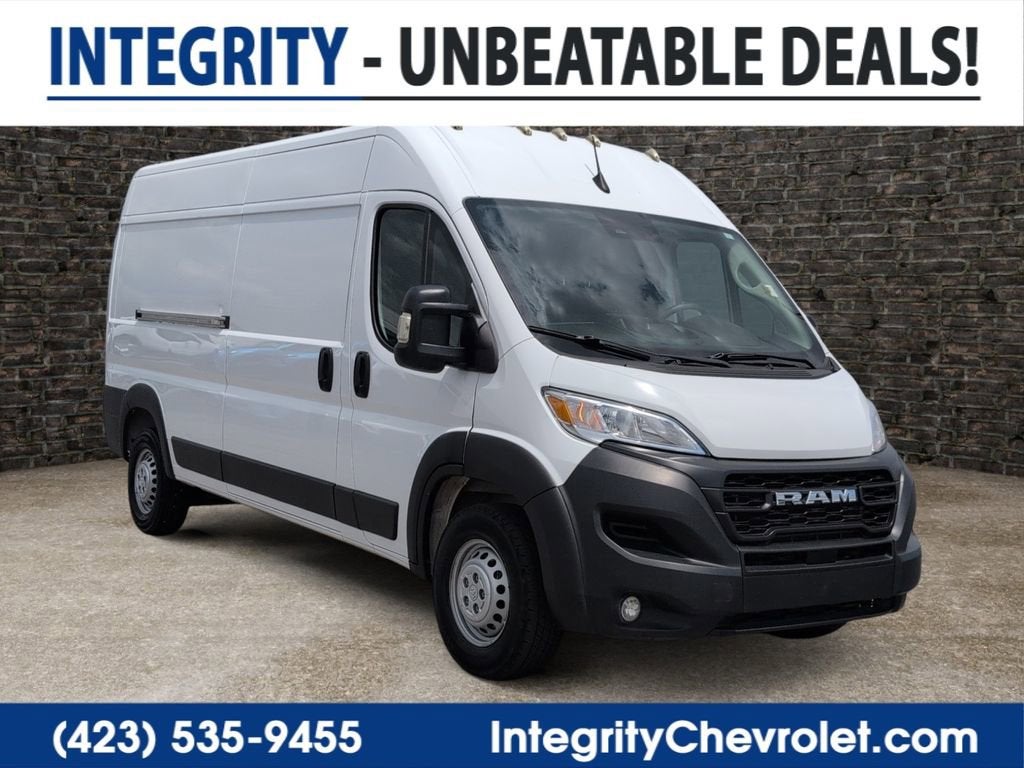 2024 RAM ProMaster Cargo Van Tradesman in White — front three-quarter view